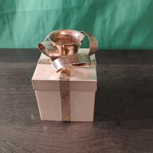 Godinger Vintage Metal Present Box Candleholder